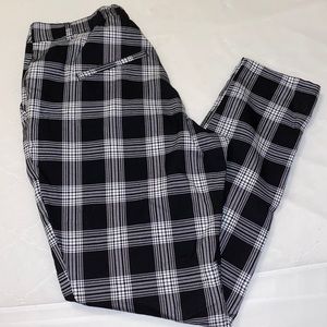 Hot Topic Plaid Pants